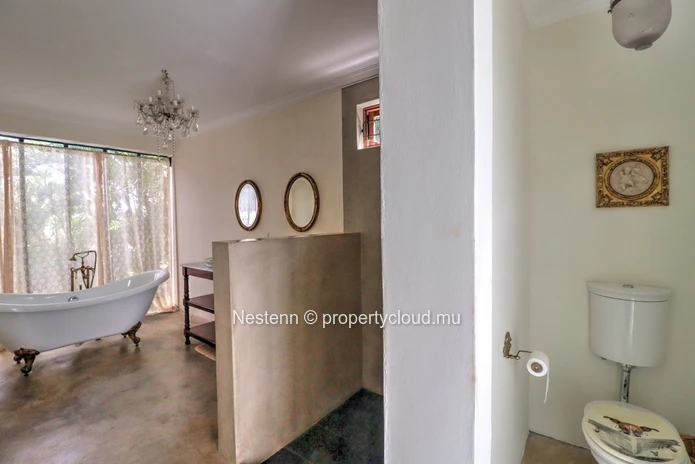 Incroyable villa de style colonial de 3 chambres avec belle vue sur mer