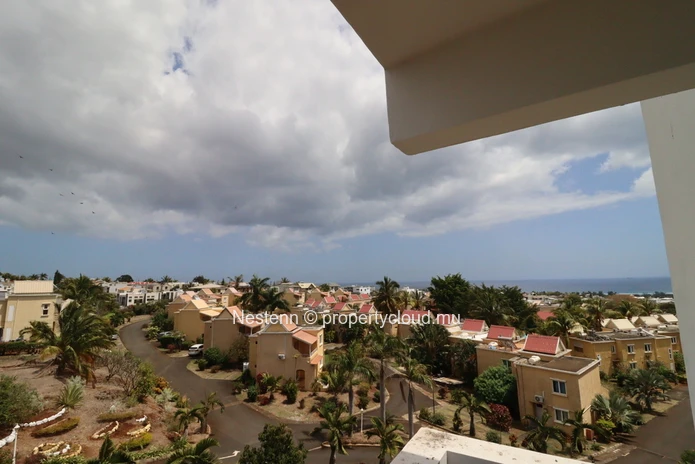 Penthouse moderne avec vue sur la mer