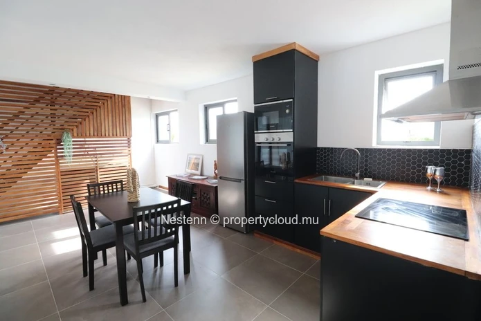 Penthouse de 3 chambres avec son toit terrasse et une belle vue à 180 degrés 
