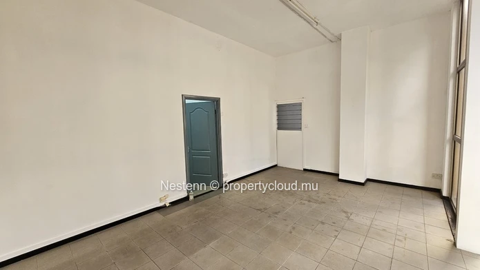 Bureau de 560m²  