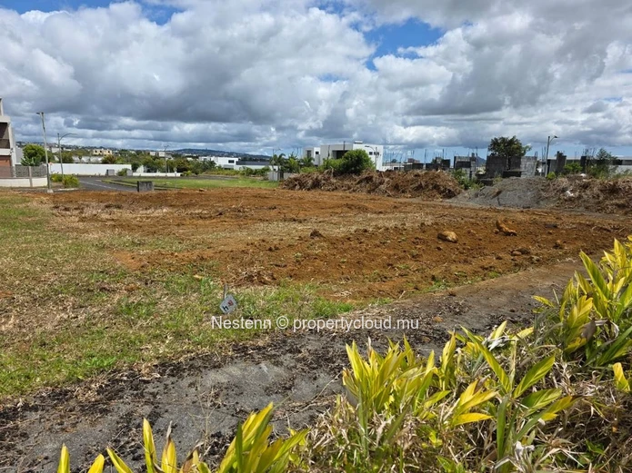 Residential land of 627.80 m²