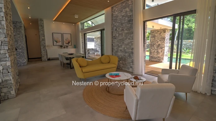  Villa de 4 chambres proche de la plage dans une résidence sécurisée. 